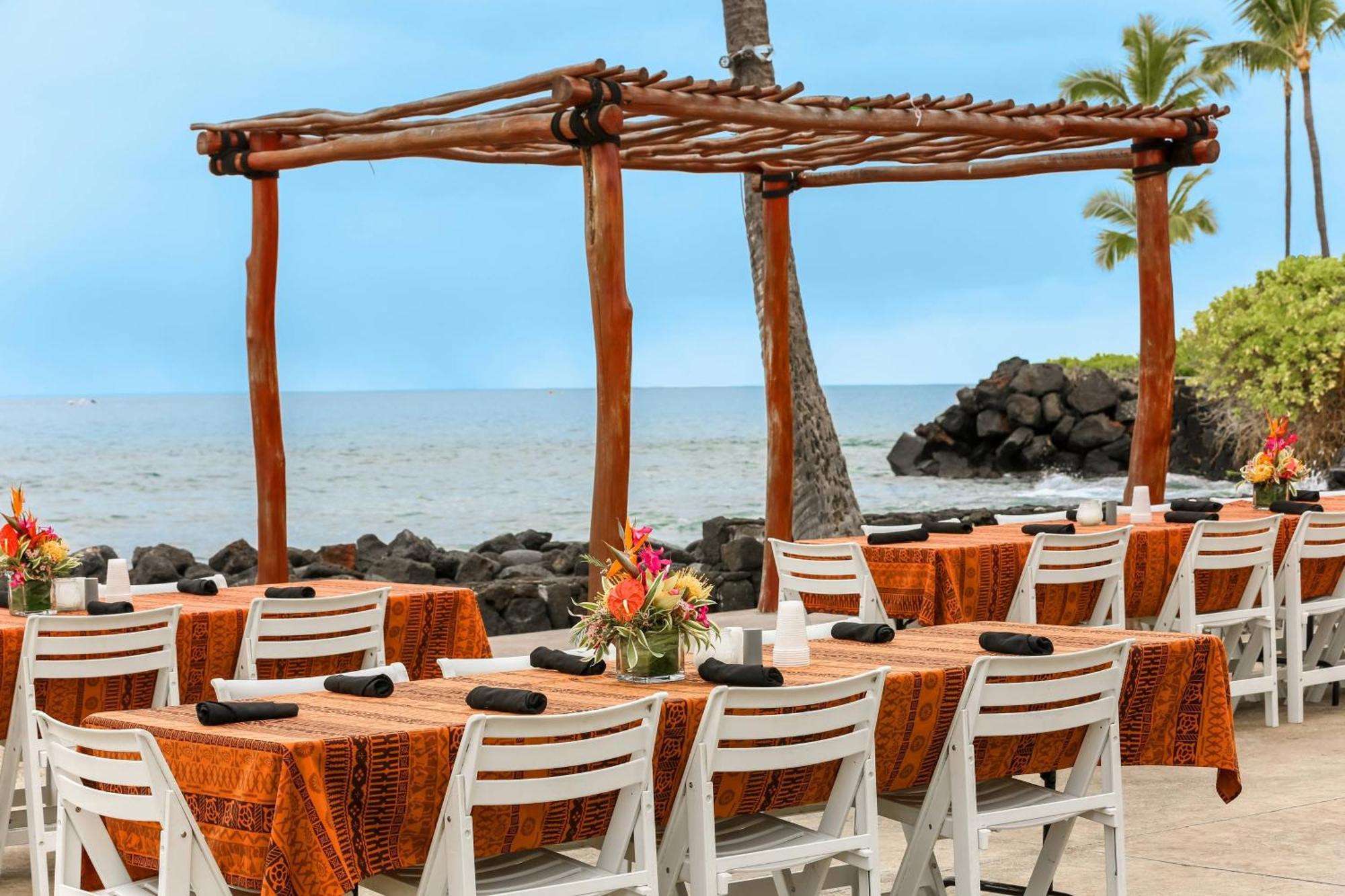 Courtyard By Marriott King Kamehameha's Kona Hotel